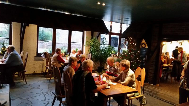 Miniaturbild: Grillfest im Hofgarten Burghotel Ziesar