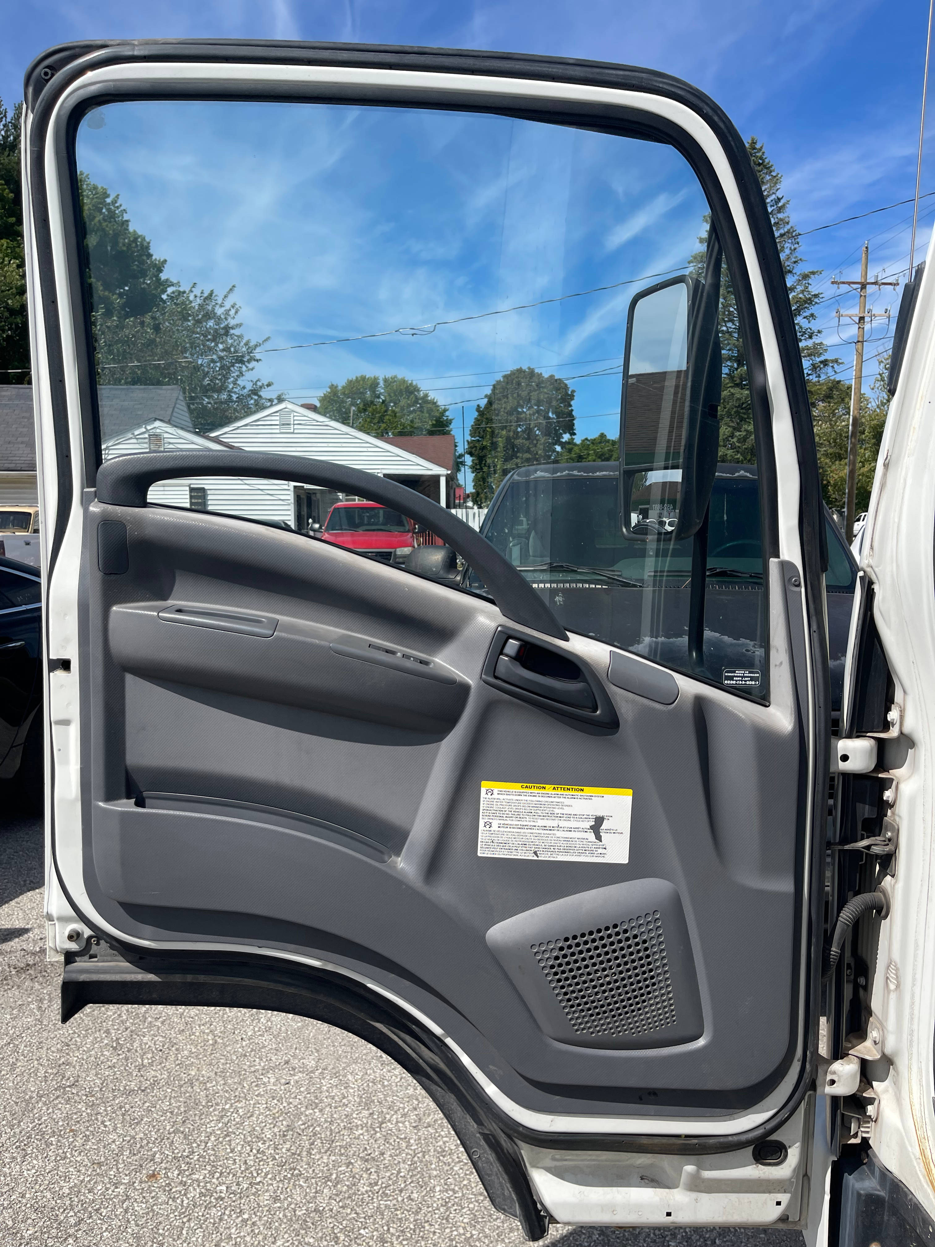 2013 Isuzu NPR HD - Photo 8
