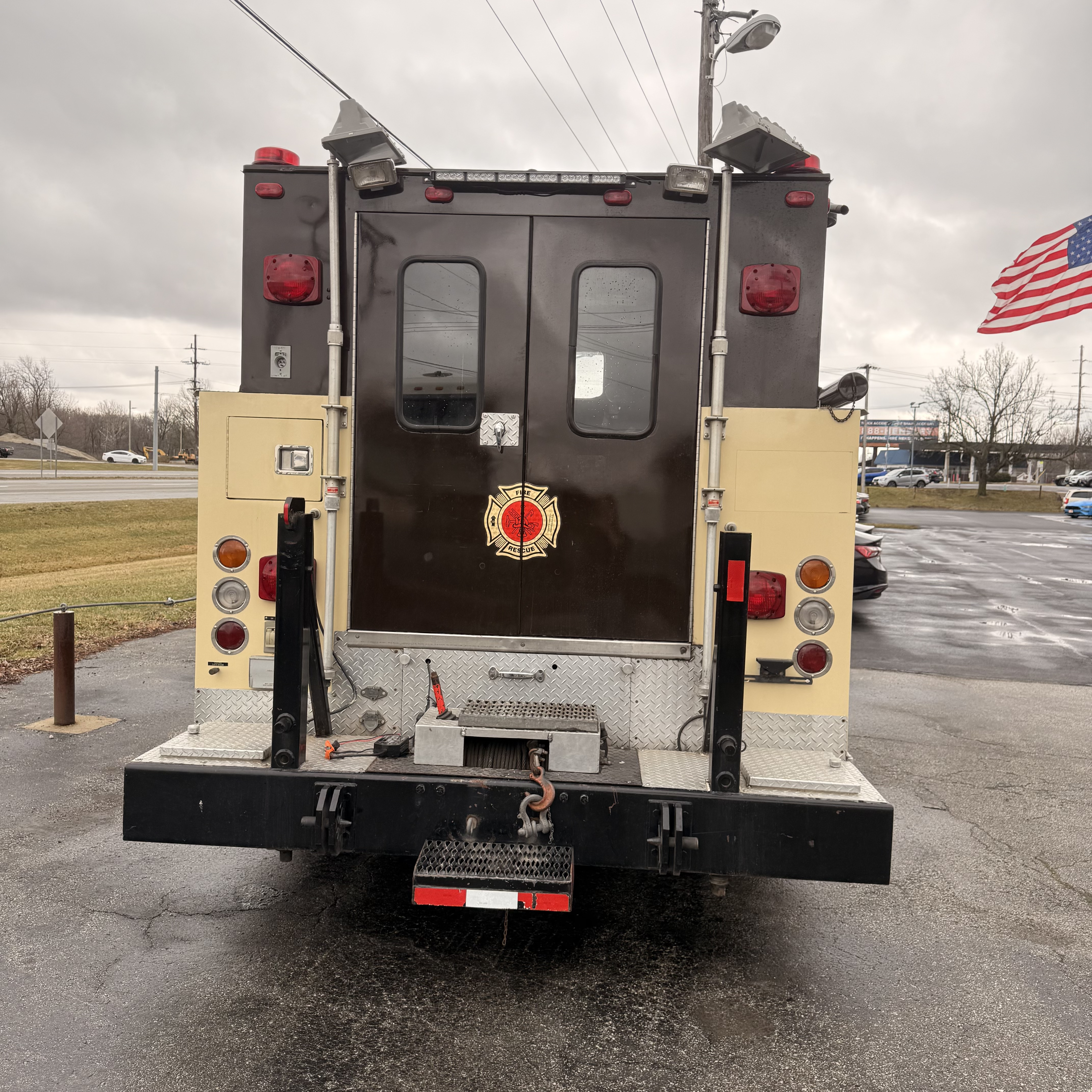 1985 Ford F-700 - Photo 6