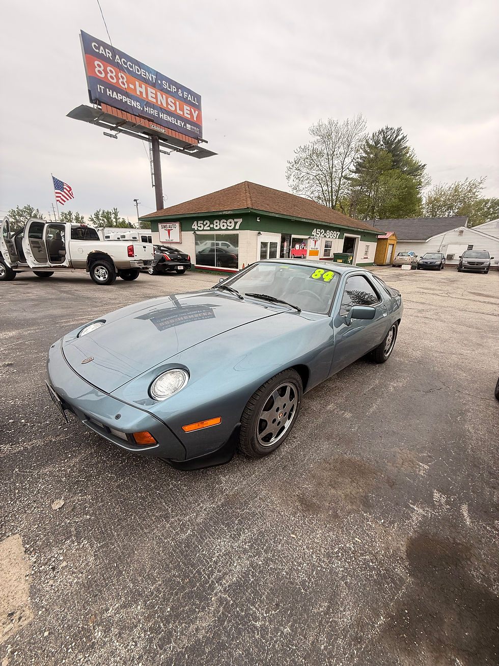 Thumbnail: 1984 Porsche 928S 