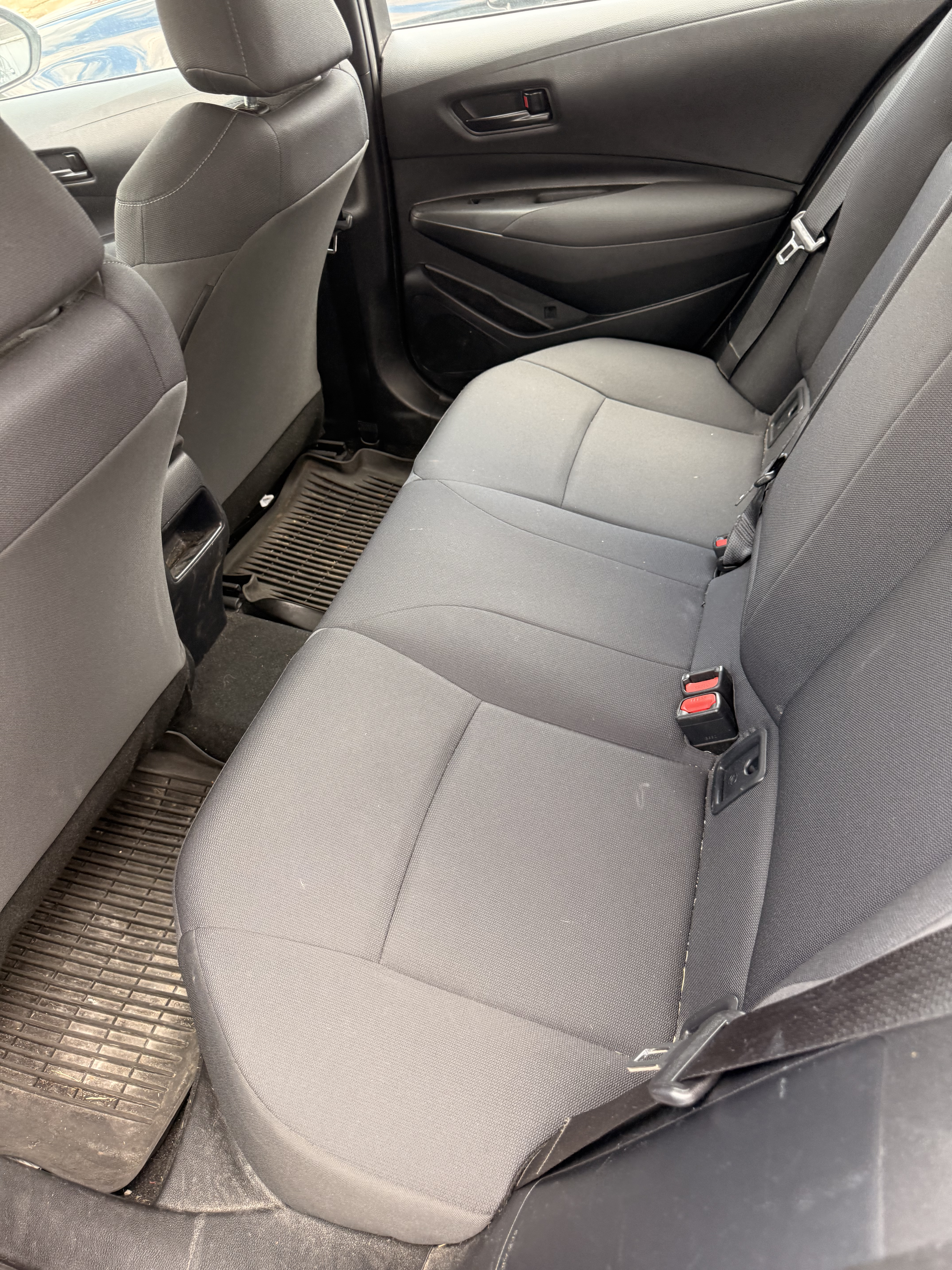 2022 Toyota Corolla LE - Photo 12