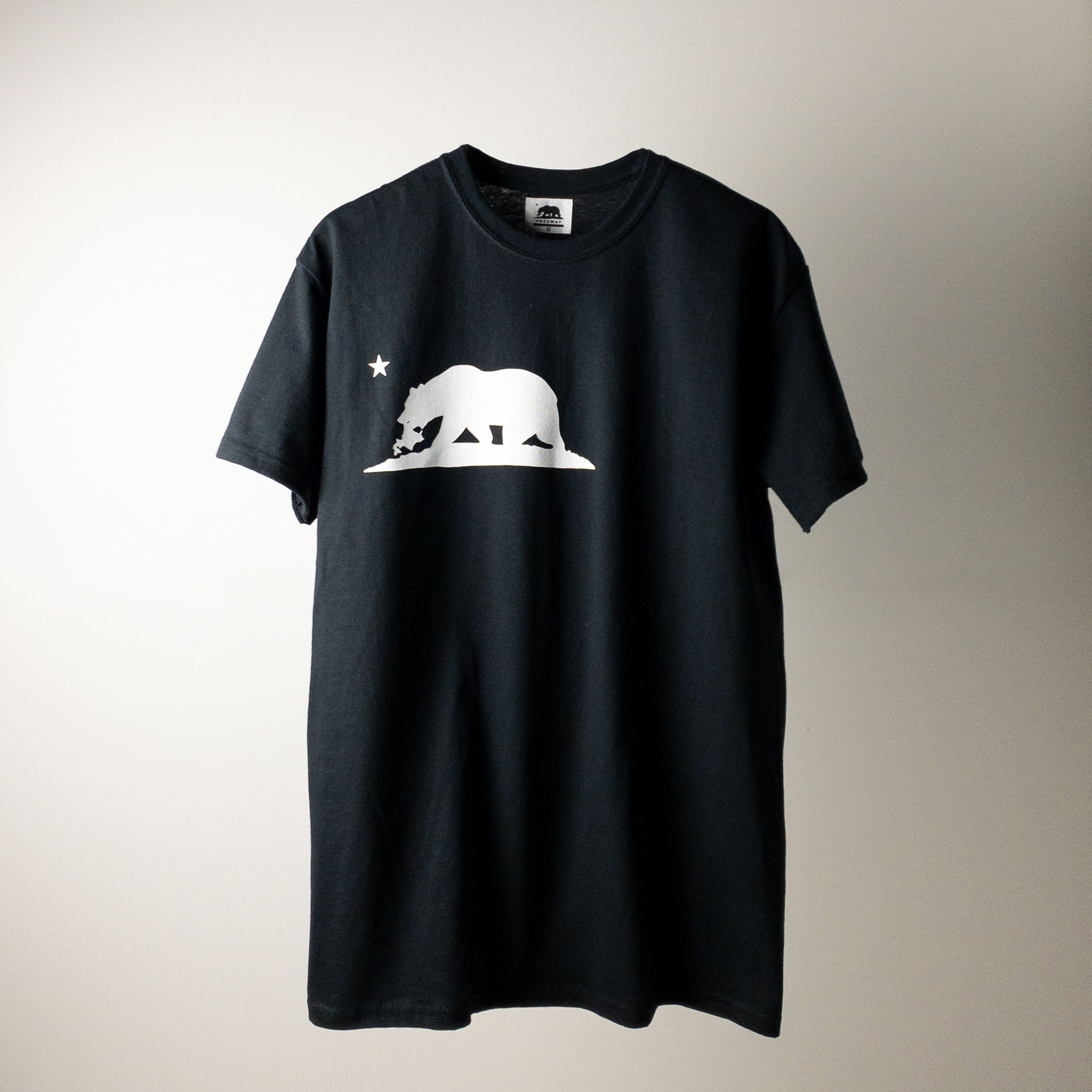 FREEWAY BIG-LOGO T-SHIRT BLACK