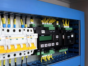 rack-3199562_1280.jpg