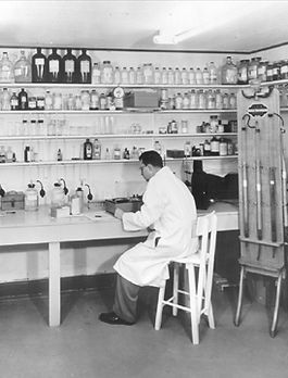 Shown-in-his-lab-Willis-“Bill”-Clack.jpg