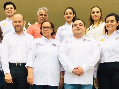 Reprochan alumnos recargos en FCC