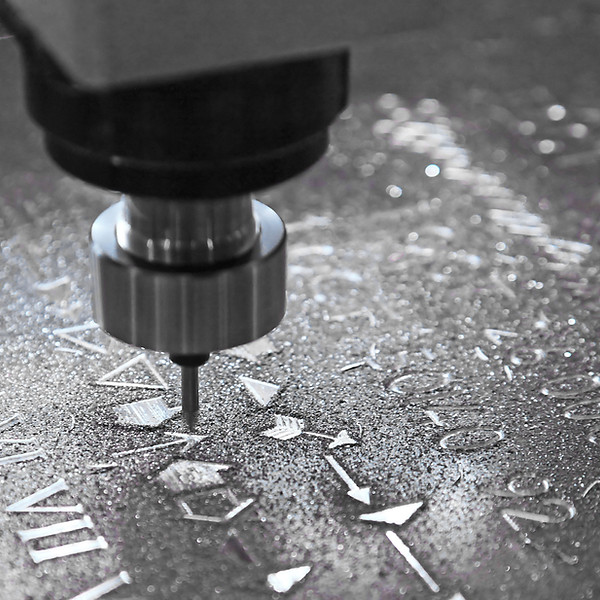Metallgraviermaschinen