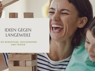 Lachende Mama und Tochter spielen zusammen Jenga, daneben der Text „Ideen gegen Langeweile“