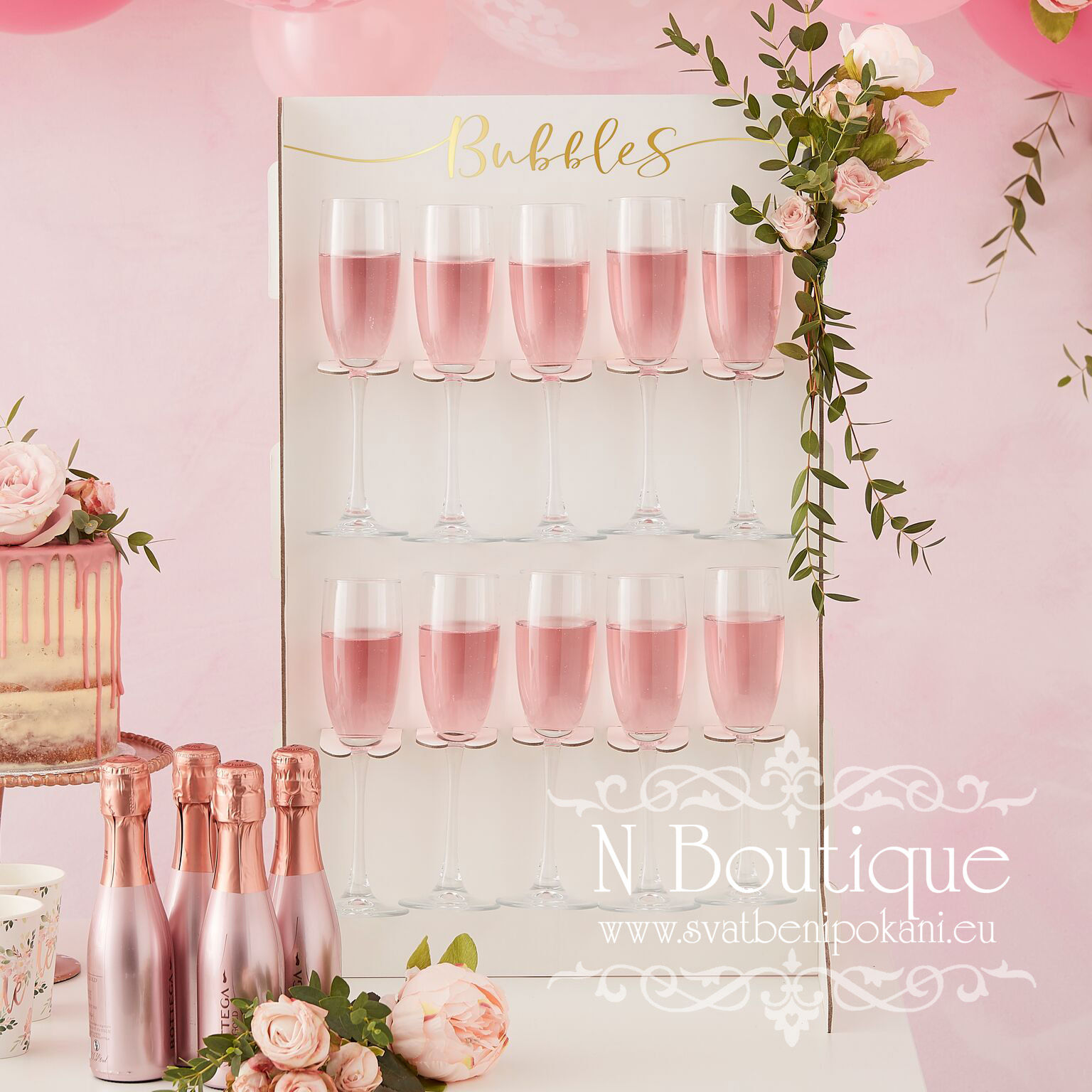 Поставка за чаши