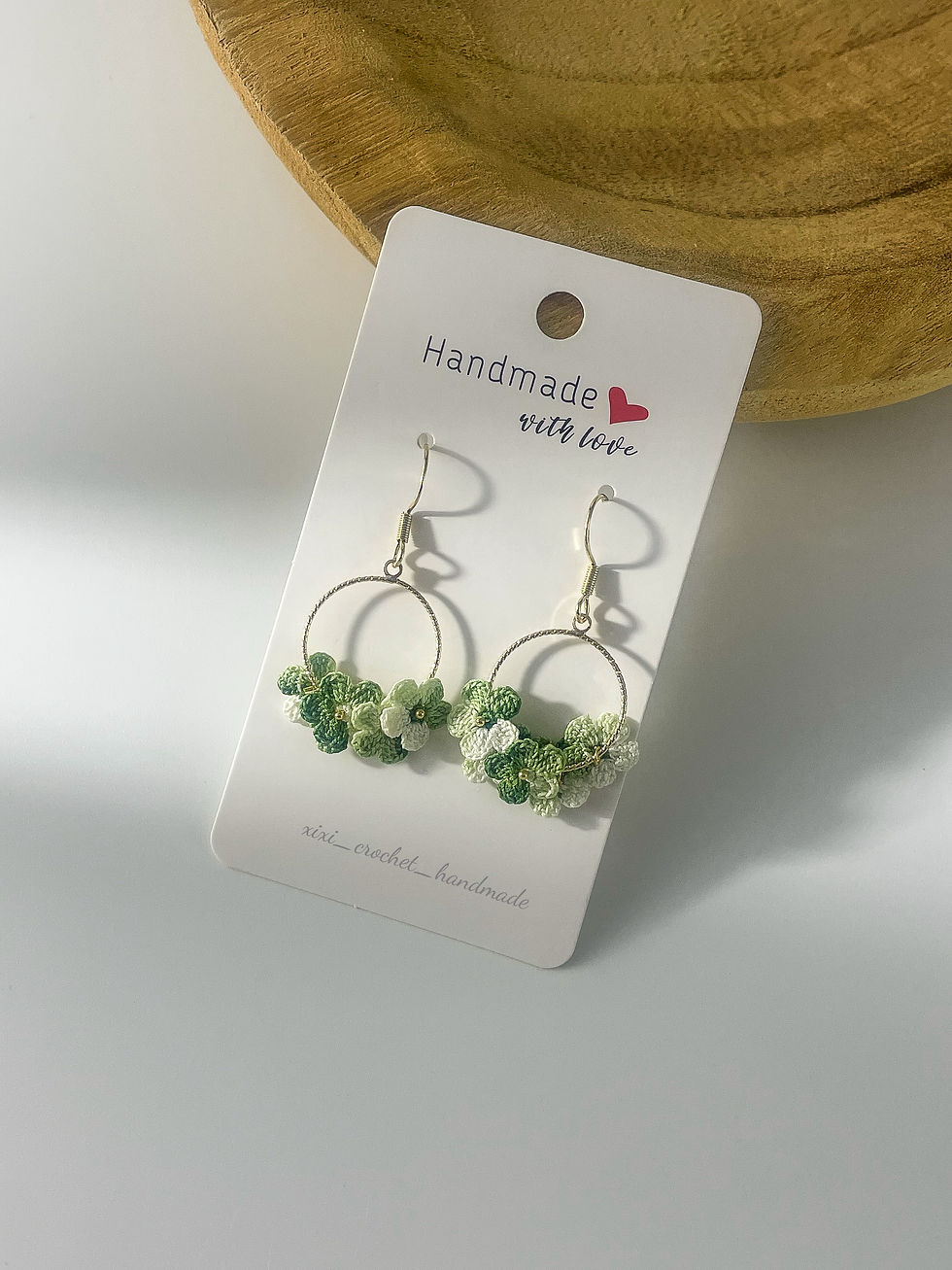 Miniature : Boucles d’oreilles couronne de fleur au micro crochet 