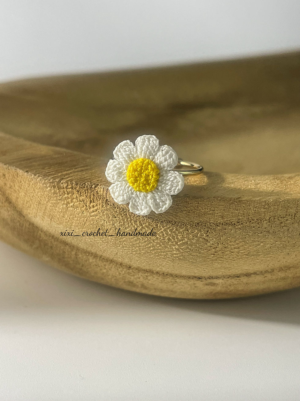 Miniature : Bague tournante marguerite au micro crochet 