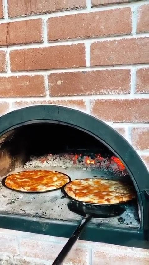 video pizza_Moment.jpg