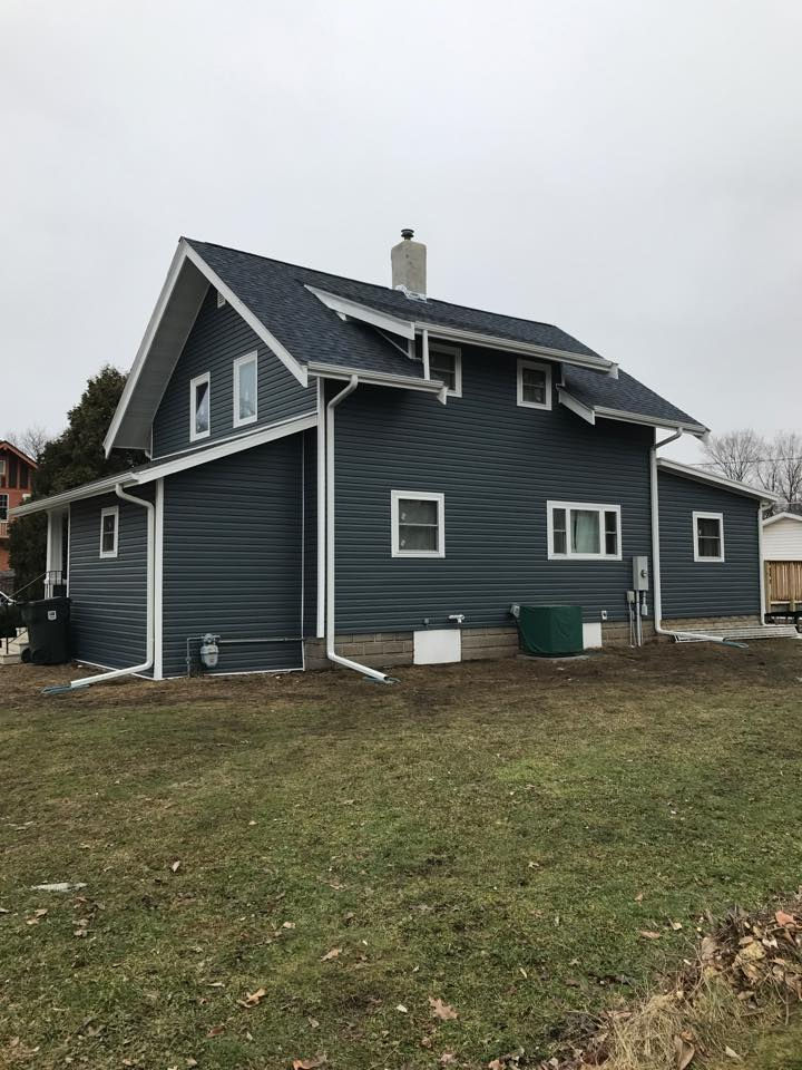 Quegg Siding & Windows Replacement Siding 2008 4 Winds Dr, Cedar