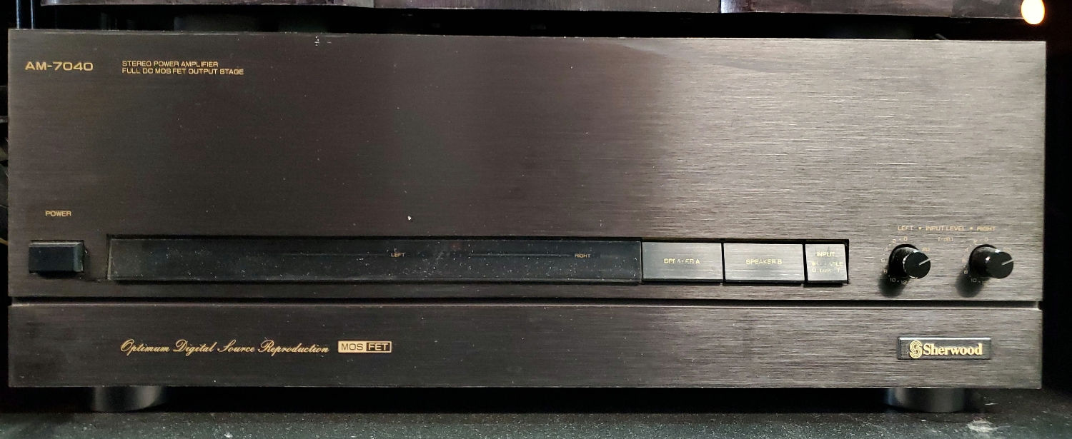 Sherwood AM-7940 Amplifier 