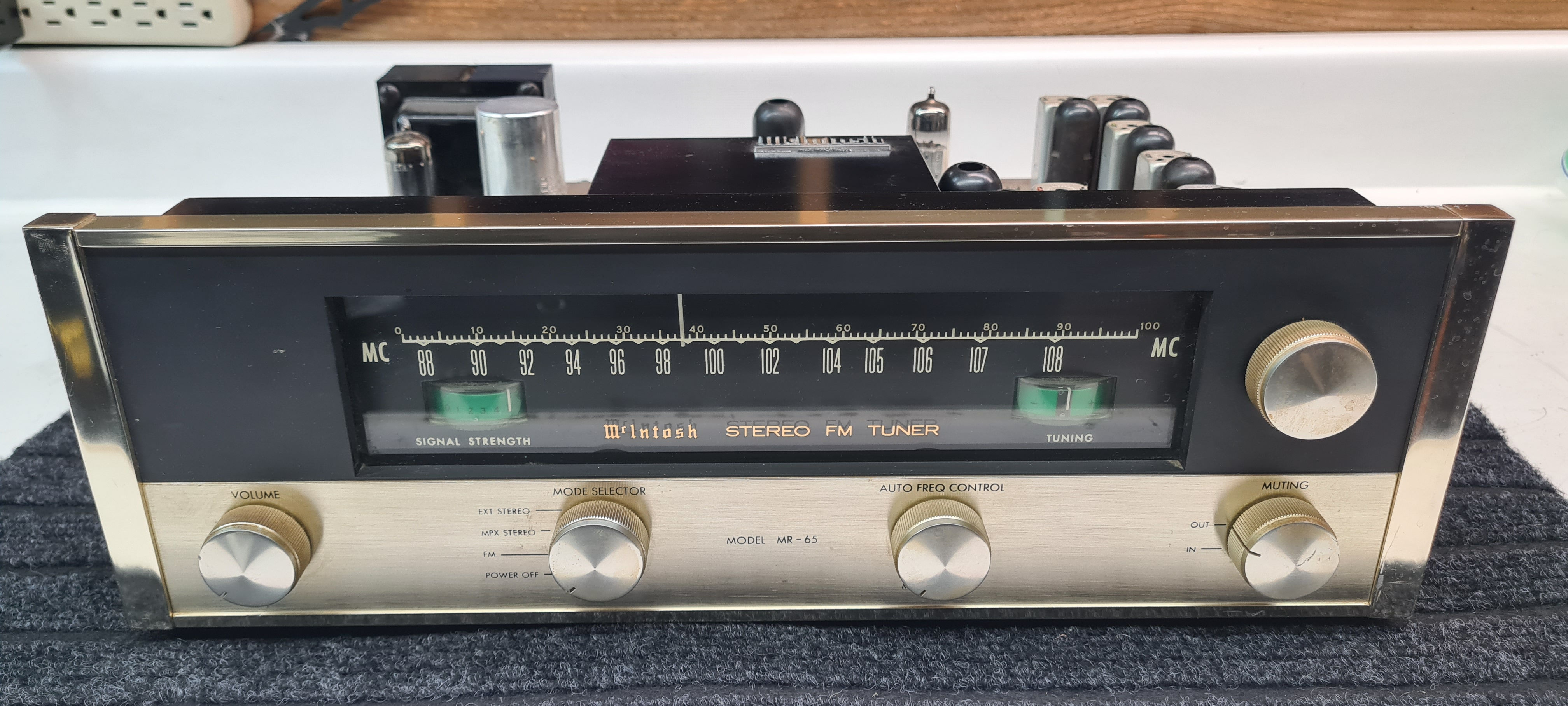 Mcintosh MR-65 Tuner 