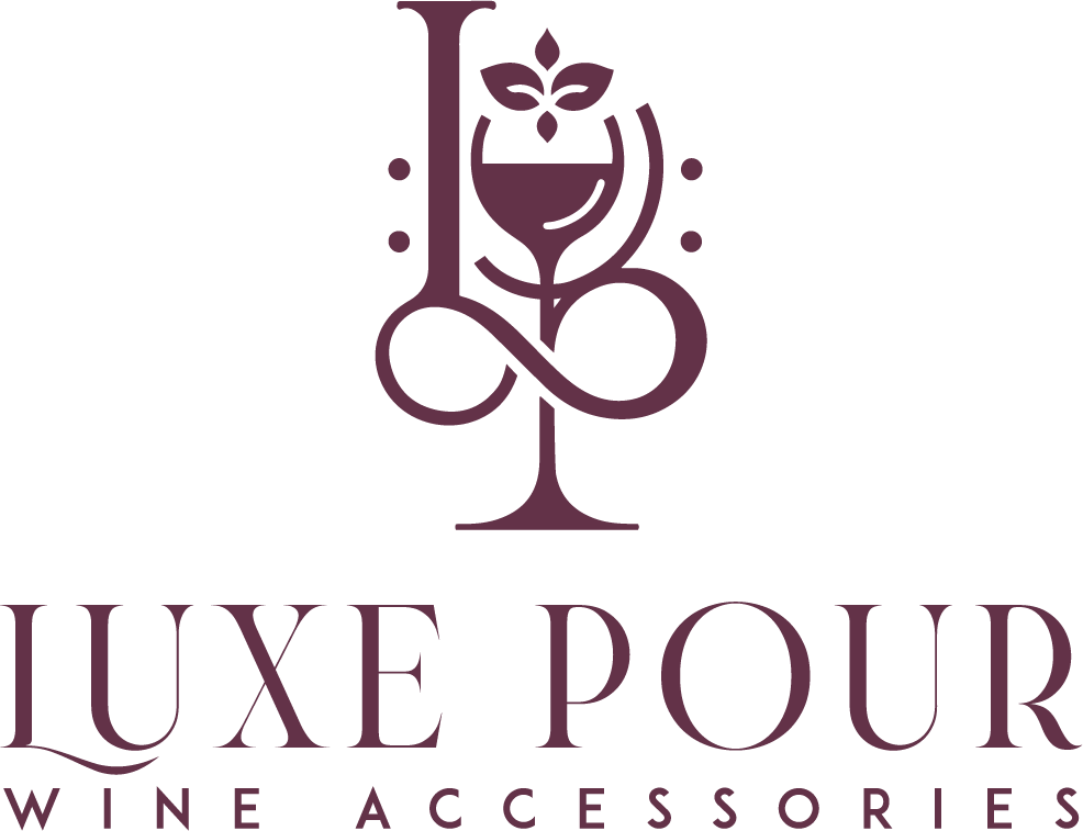Writer: Luxe Pour