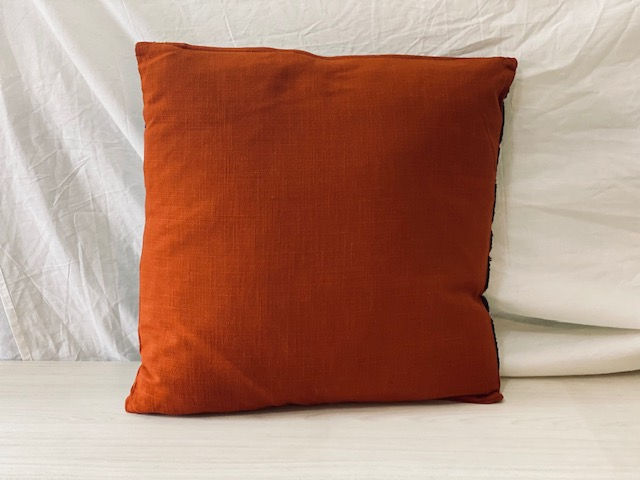 Miniatura: Cojín terracota diseño negro 50x50