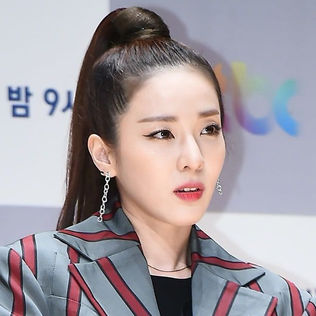 Η Sandara Park, aποχωρεί επίσημα από τη YG Entertainment.