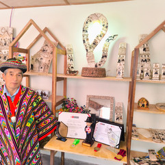 Artesano de Tablas de Sarhua