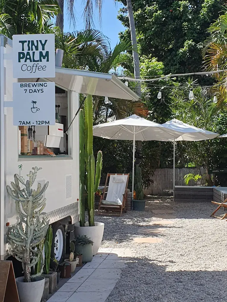 tiny palm coffee nelly bay