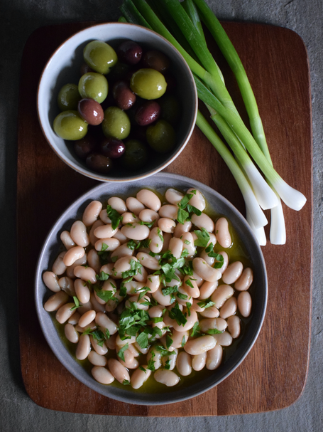 Fasulye salatası (cannellini bean salad)