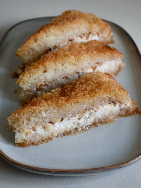 Ekmek kadayıfı (Turkish syrup sponge cake)