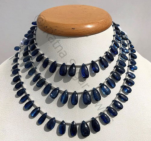 kyanite-gemstone-beads