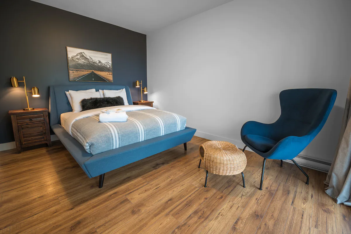 BEDROOM.webp