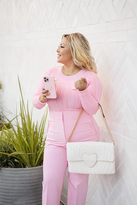 square-quilted-purse.webp