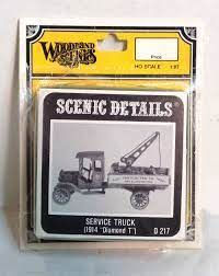 Woodland Scenics Service Truck 1914 Diamond T Kit HO Railroad Train Figure Vehicle D217.jpg