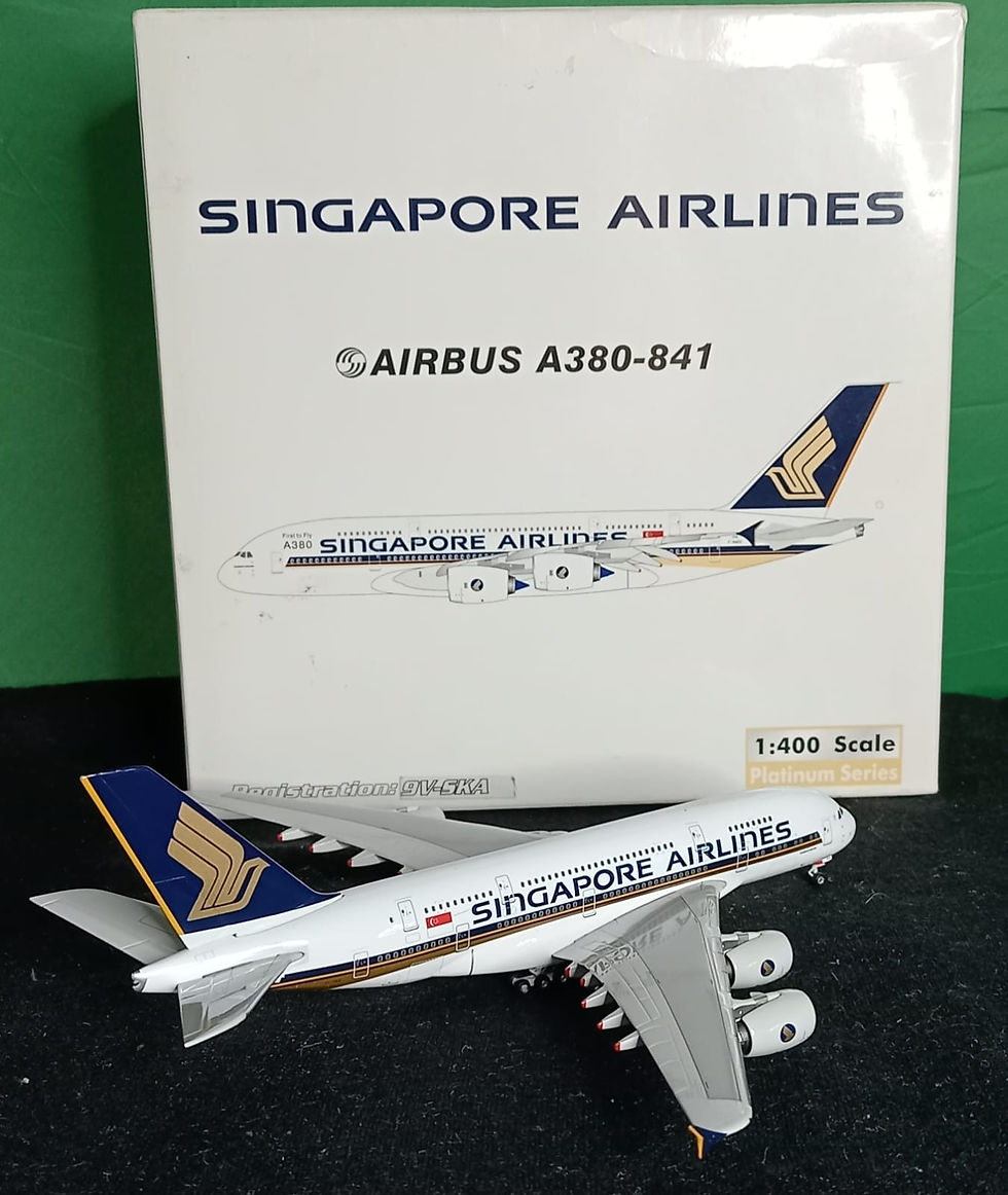 Thumbnail: Phoenix , Singapore Airlines / Airbus A380-841 / 9V-SKA / 1:400