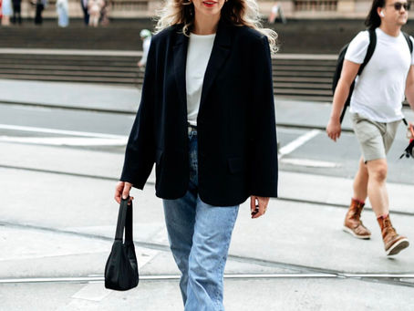 5 Ways to Wear a Black Blazer 