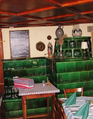 Gasthaus Hirschen, Merzhausen, historische gasthäuser, baden, genuss, baden württemberg, badische, küche, ausflugsziel, visitgermany, gasthaus, landgasthof, tradition, kulinarik, wirtshaus, gastgeber, gastronomie, übernachten, restauranttips, gute reise, gute küche, urlaubsziele, gastfreundschaft, stammtisch, familienbetrieb, traditionsgastronomie, ferien, urlaub, süddeutschland, Breisgau, Hochschwarzwald, Hexental, Freiburg, Südschwarzwald