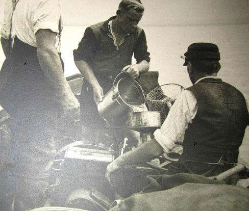 Gasthof zur Traube, Konstanz, historische gasthäuser, baden, genuss, baden württemberg, badische, küche, ausflugsziel, visitgermany, gasthaus, landgasthof, tradition, kulinarik, wirtshaus, gastgeber, gastronomie, übernachten, restauranttips, gute reise, gute küche, urlaubsziele, gastfreundschaft, stammtisch, familienbetrieb, traditionsgastronomie, ferien, urlaub, süddeutschland, Bodensee, Mainau, Meersburg, Staad, Reichenau, Konzil, Fähre, Universität, Kreuzlingen, Thurgau, Schweiz, Grenze, Rhein, Hochrhein, Bodanrück, Hegau, Radolfzell, Höri, Alpen, Untersee, Überlinger See, überlingen, Petershausen, Wollmatingen, Fürstenberg, Spitalkellerei, Niederburg, Georg Elser, Konzil, Imperia, Nebel, Papstwahl, Jan Hus, Konstanzer Münster