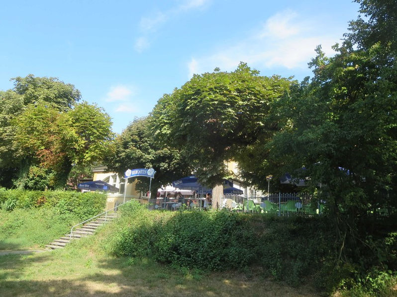 Waldhaus Jakob, Konstanz, historische gasthäuser, baden, genuss, baden württemberg, badische, küche, ausflugsziel, visitgermany, gasthaus, landgasthof, tradition, kulinarik, wirtshaus, gastgeber, gastronomie, übernachten, restauranttips, gute reise, gute küche, urlaubsziele, gastfreundschaft, stammtisch, familienbetrieb, traditionsgastronomie, ferien, urlaub, süddeutschland, Bodensee, Konstanz, Radolfzell, Rhein, Schweiz, Schaffhausen, Hegau, Insel Höri, Reichenau, Untersee,, Mainau, Blumeninsel, Imperia, Konzil, Weihnachtsmarkt, Kreuzlingen, Thurgau, Universität Konstanz, Alpen, Meersburg, Tägermoss, Gottliebe, Staad, Spitalkellereii, Fasnacht, Dingelsdorf, Dettingen, Bodanrück, Reichsstadt, Hörnle, Seepromenade