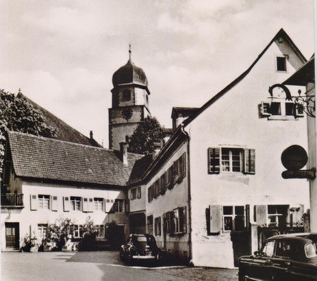 Gasthaus Krone, Ehrenkirchen-Kirchhofen, historische gasthäuser, baden, genuss, baden württemberg, badische, küche, ausflugsziel, visitgermany, gasthaus, landgasthof, tradition, kulinarik, wirtshaus, gastgeber, gastronomie, übernachten, restauranttips, gute reise, gute küche, urlaubsziele, gastfreundschaft, stammtisch, familienbetrieb, traditionsgastronomie, ferien, urlaub, süddeutschland, Breisgau, Hochschwarzwals, Schwarzwald, Markgräflerland, Oberrhein, Hexental, Bartzenberg, Schloss Kirchhofen