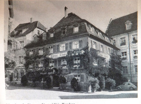 Hotel Weinstube Löwen, Meersburg, historische gasthäuser, baden, genuss, baden württemberg, badische, küche, ausflugsziel, visitgermany, gasthaus, landgasthof, tradition, kulinarik, wirtshaus, gastgeber, gastronomie, übernachten, restauranttips, gute reise, gute küche, urlaubsziele, gastfreundschaft, stammtisch, familienbetrieb, traditionsgastronomie, ferien, urlaub, süddeutschland, Bodensee, Überlingen, Friedrichshafen, Weiberge, Obersee, Birnau, Staatsweingut, Droste-Hülsdorf, Burg  , Konstaz, Fähre,  Altstadt, Weinfest
