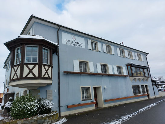 Hotel Restaurant Kreuz Reichenau, Insel Reichenau, historische gasthäuser, baden, genuss, baden württemberg, badische, küche, ausflugsziel, visitgermany, gasthaus, landgasthof, tradition, kulinarik, wirtshaus, gastgeber, gastronomie, übernachten, restauranttips, gute reise, gute küche, urlaubsziele, gastfreundschaft, stammtisch, familienbetrieb, traditionsgastronomie, ferien, urlaub, süddeutschland, historische gasthäuser, baden, genuss, baden württemberg, badische, küche, ausflugsziel, visitgermany, gasthaus, landgasthof, tradition, kulinarik, wirtshaus, gastgeber, gastronomie, übernachten, restauranttips, gute reise, gute küche, urlaubsziele, gastfreundschaft, stammtisch, familienbetrieb, traditionsgastronomie, ferien, urlaub, süddeutschland, Ott-Penzkofer, Bodensee, Konstanz, Radolfzell, Singen, Hohentwiel, Hegau, Überlingen, Mainau, Konzil, Gemüseinsel, UNESCO, Welterbe, Kloster, Benedektiner, Jakobsweg,, Bodenseefischer, Felchen, Bodenseefelchen