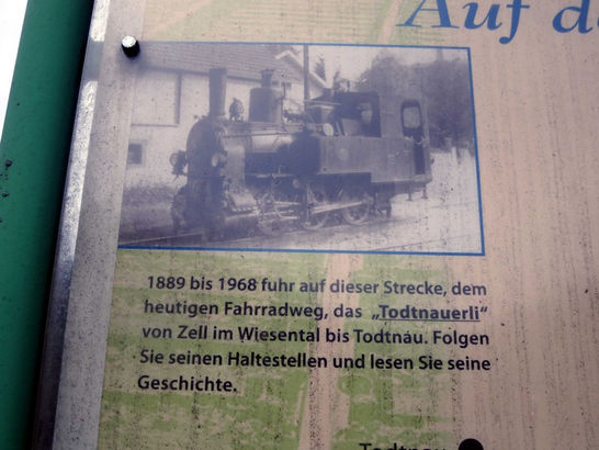 Hotel-Restaurant Löwen, Schopfheim, historische gasthäuser, baden, genuss, baden württemberg, badische, küche, ausflugsziel, visitgermany, gasthaus, landgasthof, tradition, kulinarik, wirtshaus, gastgeber, gastronomie, übernachten, restauranttips, gute reise, gute küche, urlaubsziele, gastfreundschaft, stammtisch, familienbetrieb, traditionsgastronomie, ferien, urlaub, süddeutschland. Markgräflerland, Freiburg, Breisgau, Breisach, Klemmbach, Basel, Oberrheingraben,  Buggingen, Sulzburg, Münstertal, Schwarzwald, Badenweiler, Kleines Wiesental, Malsburg-Marzell, Schliengen, Auggen, Neuenburg am Rhein, Zähringer, Staufer, Rötteln, Sausenberg, Großherzogtum Baden, Hochrhein, Feldberg, Haslach, Hinterzarten, Burg Rötteln, Dreiländermuseum, Tüllinger Berg, Burghof Lörrach, Skulpturenweg, Sankt-Otto-Kirche, Rosenfelspark, Museum am Burghof, Grüttpark, Kirche St. Fridolin, Hebelpark, Dreiländereck, Sankt-Pantaleon-Kirche, Kunsthalle Lörrach, Dietsche-Skulpturen, Schlaichturm, Ottilienkirche, Wiesental, Weil am Rhein Vitra Campus, Tüllinger Rebberg, Ruine Sausenburg, Kandertalbahn, Kurpark Bad Bellingen, Dinkelberg, Dreiländergarten, Aussichtspunkt Röttler Kirche, Nonnenmattweiher, St. Peter Kirche Brombach, Schloss Beuggen, Vita Classica Therme, St. Chrischona, Basler Münster, Burgruine Rheinfelden, Altrhein Rheinfelden, Tüllinger Höhe, Basel Zoo (nahe), Ottilienbrünneli, Läufelberg, Altenberg, Weiler Weinberge