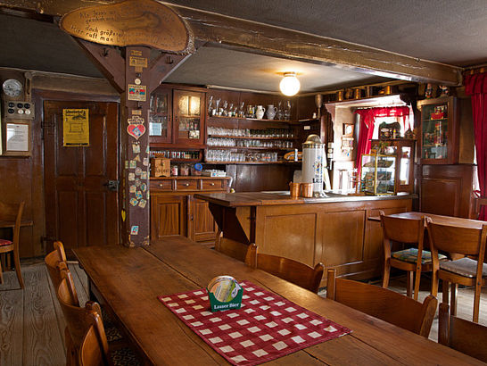 Museumswirtschaft Zur Krone Tegernau, Kleines Wiesental, historische gasthäuser, baden, genuss, baden württemberg, badische, küche, ausflugsziel, visitgermany, gasthaus, landgasthof, tradition, kulinarik, wirtshaus, gastgeber, gastronomie, übernachten, restauranttips, gute reise, gute küche, urlaubsziele, gastfreundschaft, stammtisch, familienbetrieb, traditionsgastronomie, ferien, urlaub, süddeutschland, Lörrach,  Bürchau, Elbenschwand, Neuenweg, Raich, Sallneck, Tegernau, Wies und Wieslet, Schwarzwald,  Belchen, Lipple, Schopfheim, Südschwarzwald, Kandertal, Burgruine Rötteln, Basel