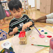 IBU Art & Craft paint a tuktuk.jpg