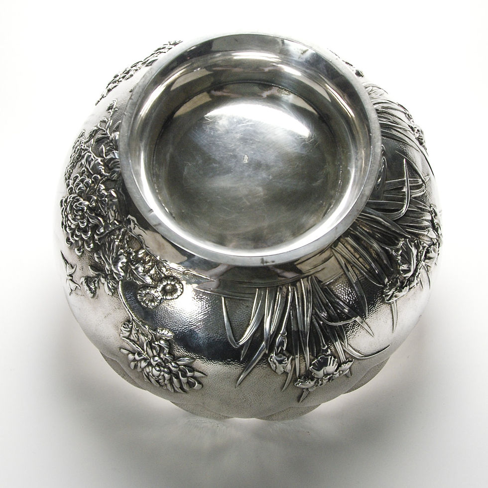 Thumbnail: Japanese Silver Scalloped Bowl, Floral Design