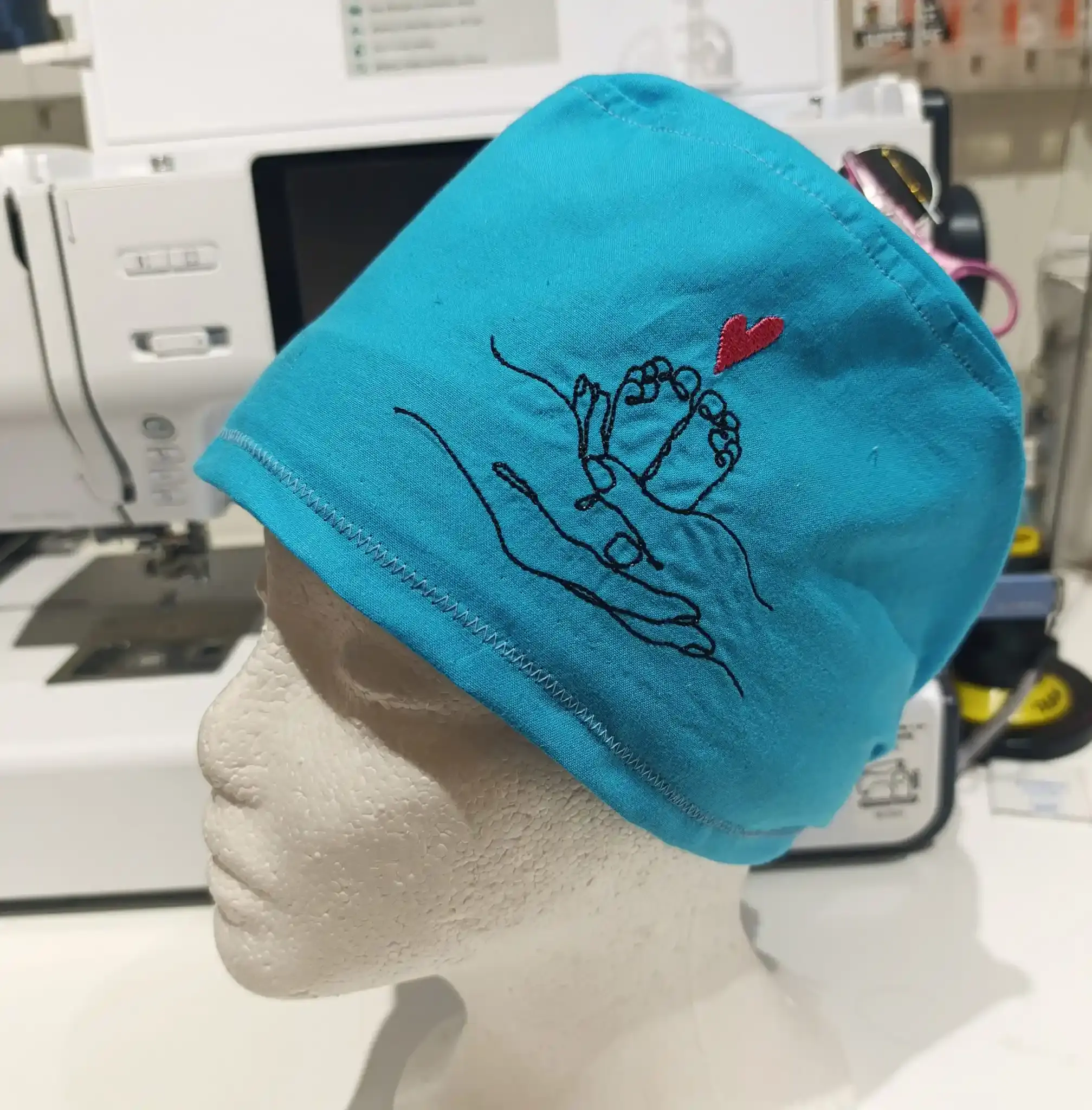 כובע רקום מילדות