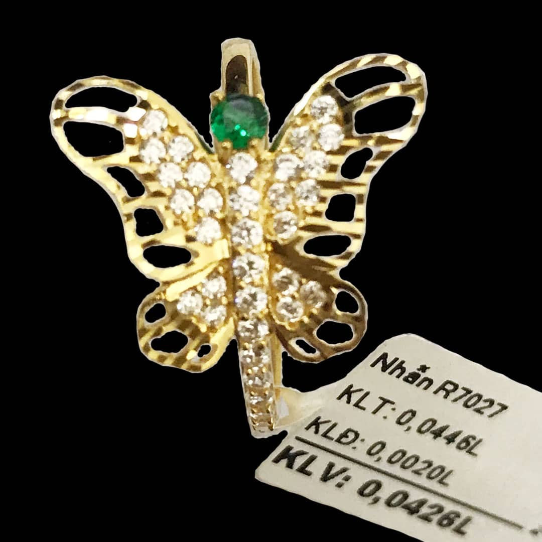 Nhẫn nữ bướm vàng đá xanh lá VJC 610