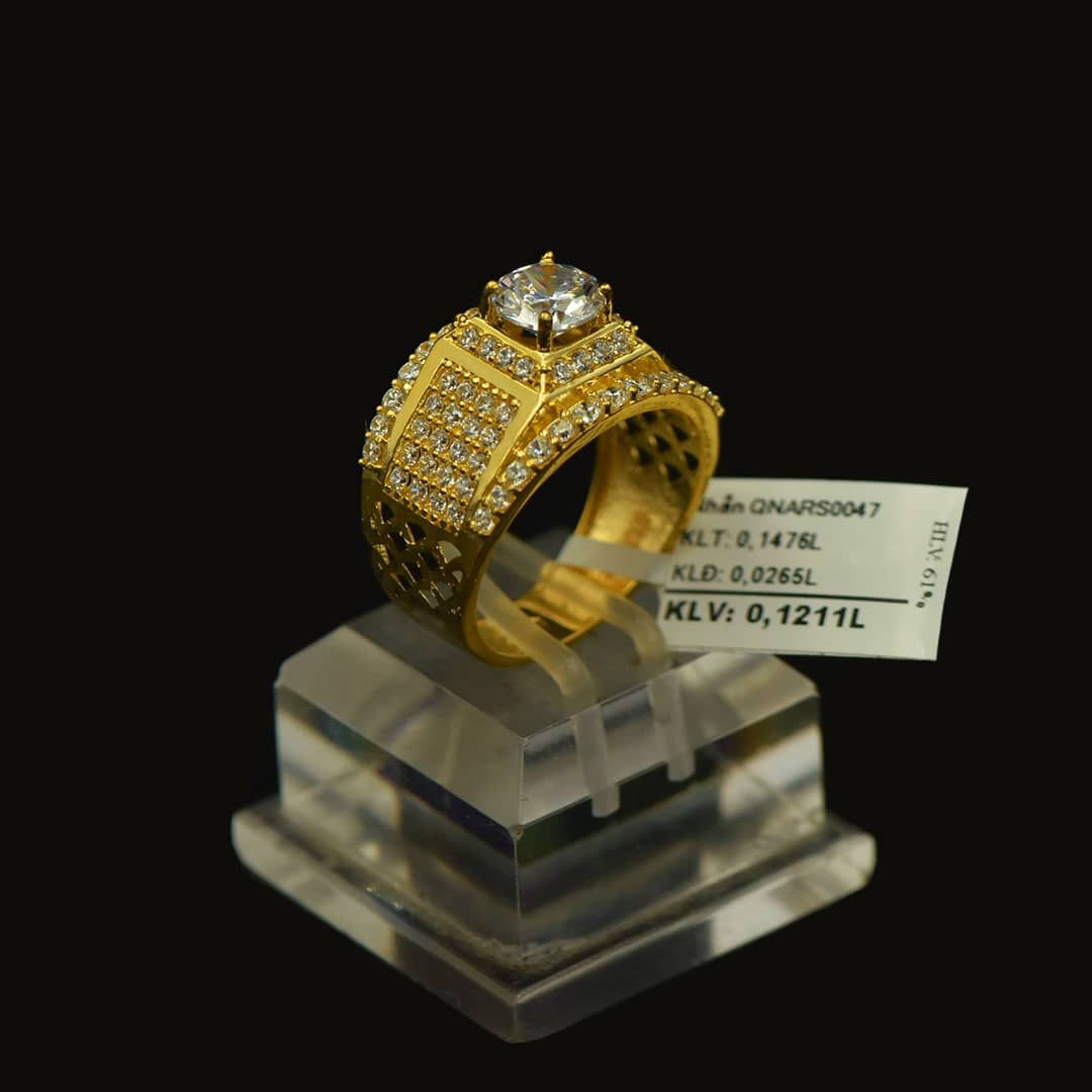 Nhẫn nam vàng đá trắng VJC 610