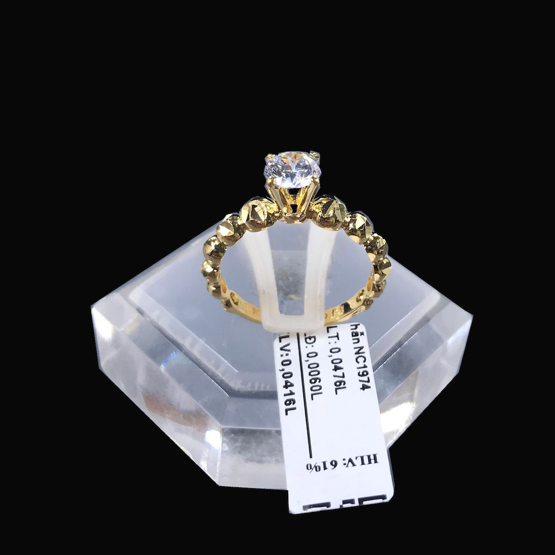 Nhẫn vàng nữ đá trắng VJC 610