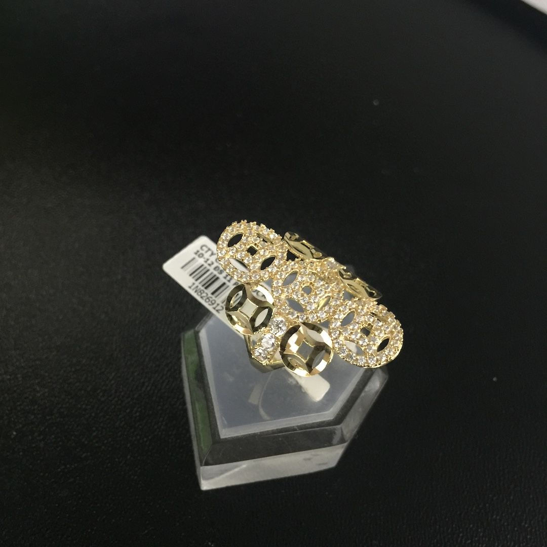 Nhẫn nữ vàng đồng tiền đá trắng VJC 610