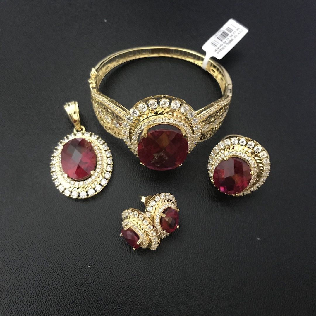 Bộ Trang sức Vàng hoa đá đỏ VJC 610