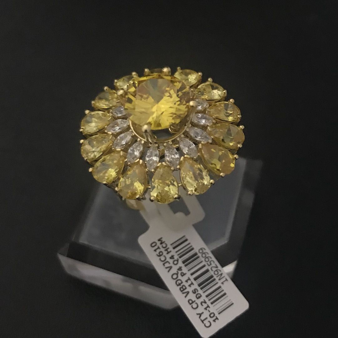 Nhẫn nữ hoa vàng đá vàng VJC 610