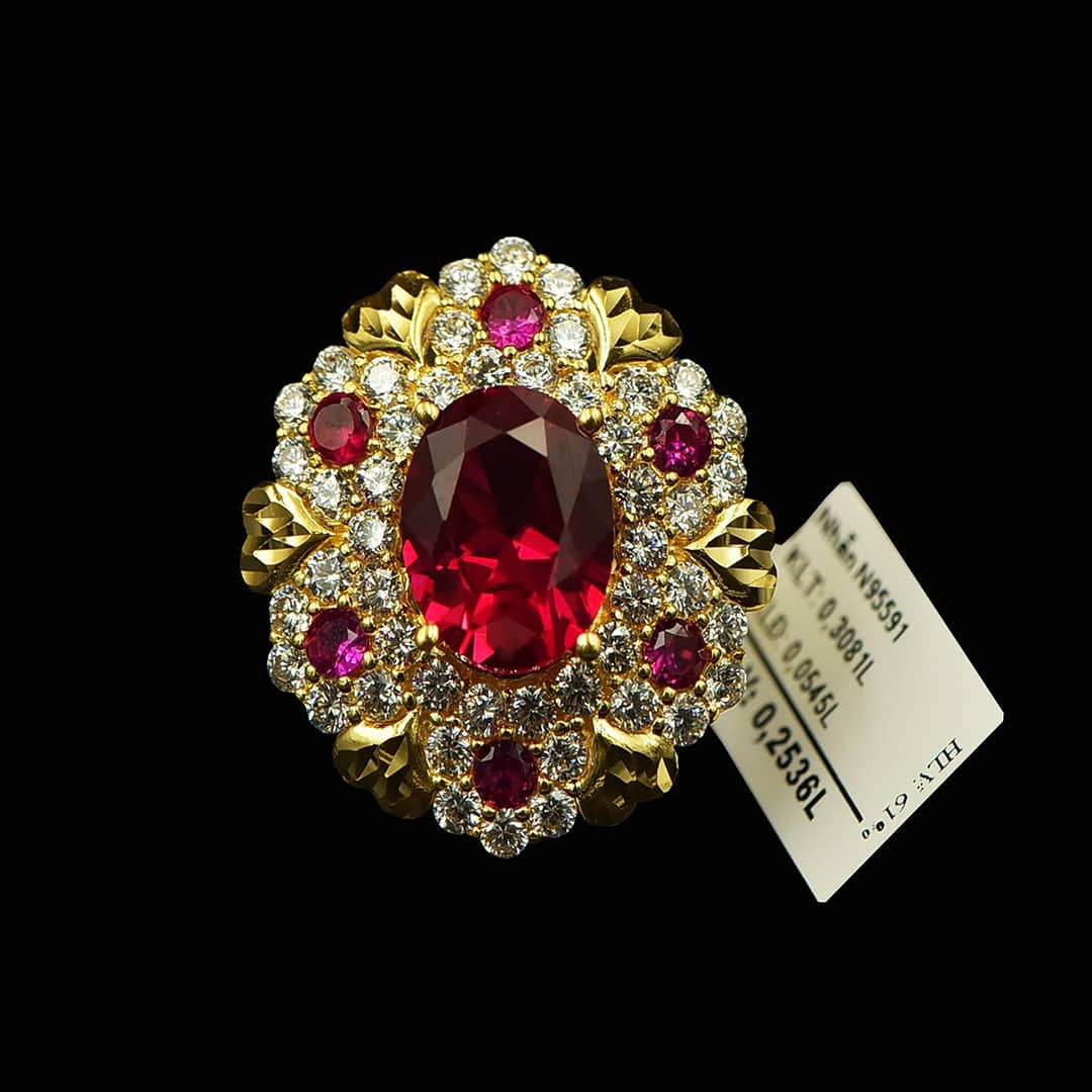 Nhẫn nữ Hoa vàng đá đỏ VJC 610