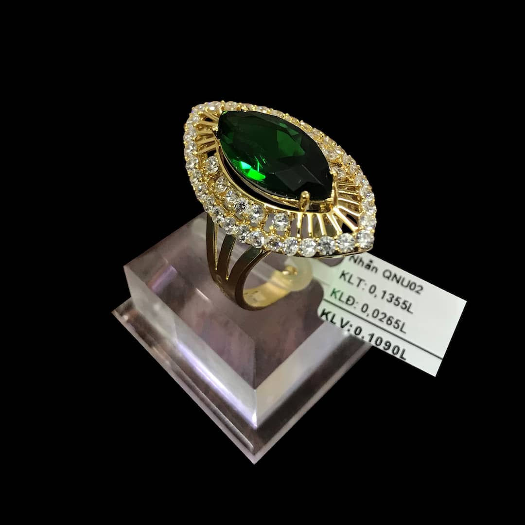 Nhẫn nữ vàng đá Xanh lá cây VJC 610